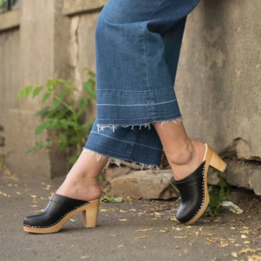 Maguba Anthropologie Stockholm Clogs Black Nubuck Suede Swedish Size 37 - Picture 11 of 14